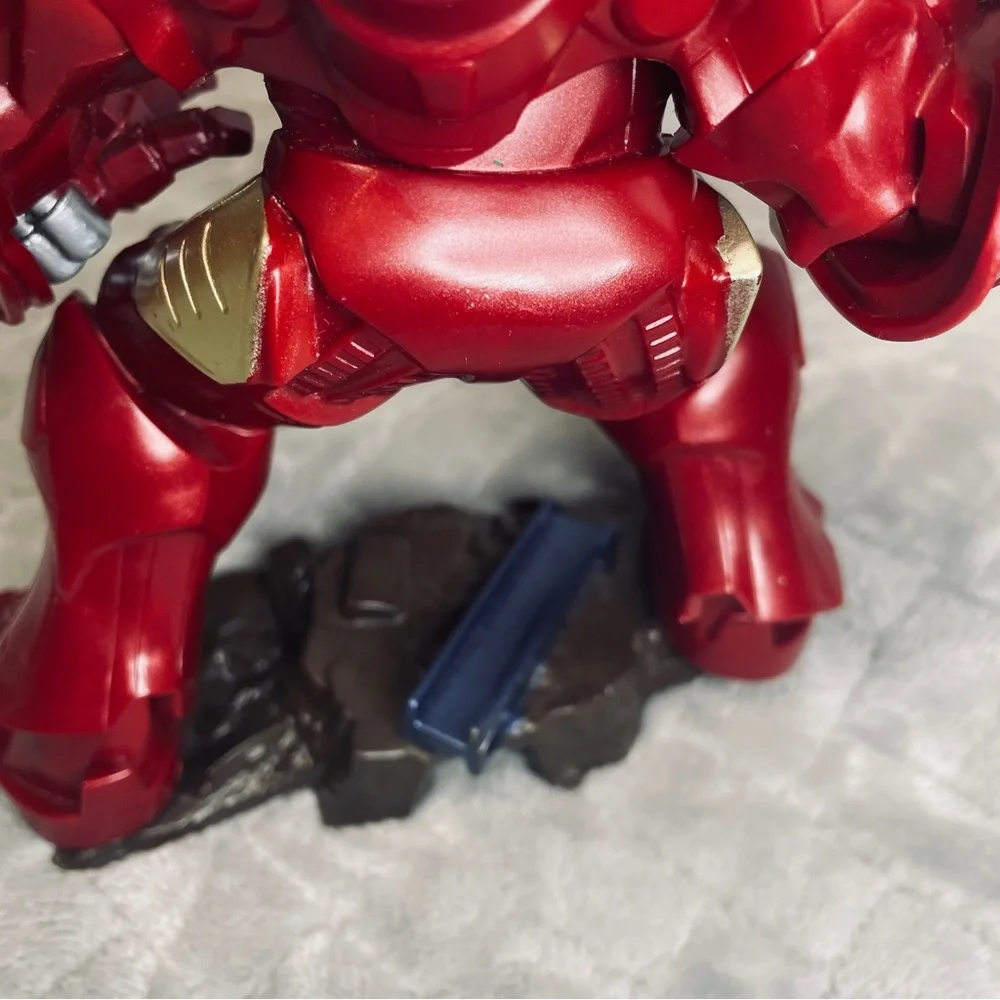 IRON MAN HULKBUSTER FIGURE